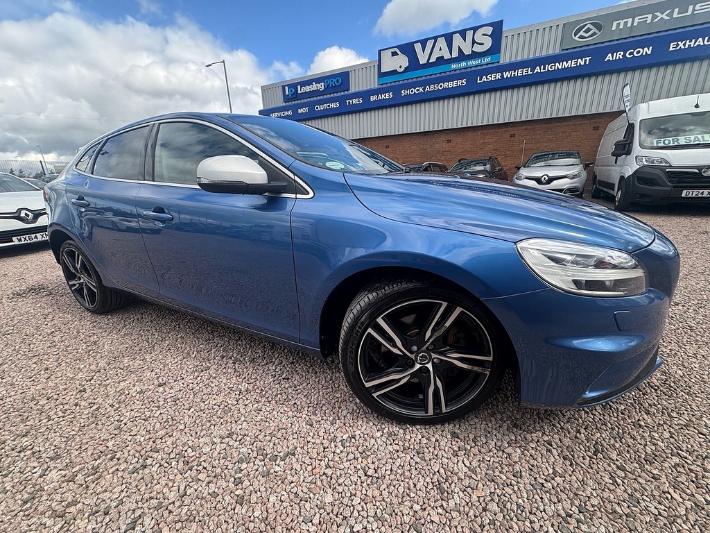 Volvo V40 D4 R-design Pro Blue #3