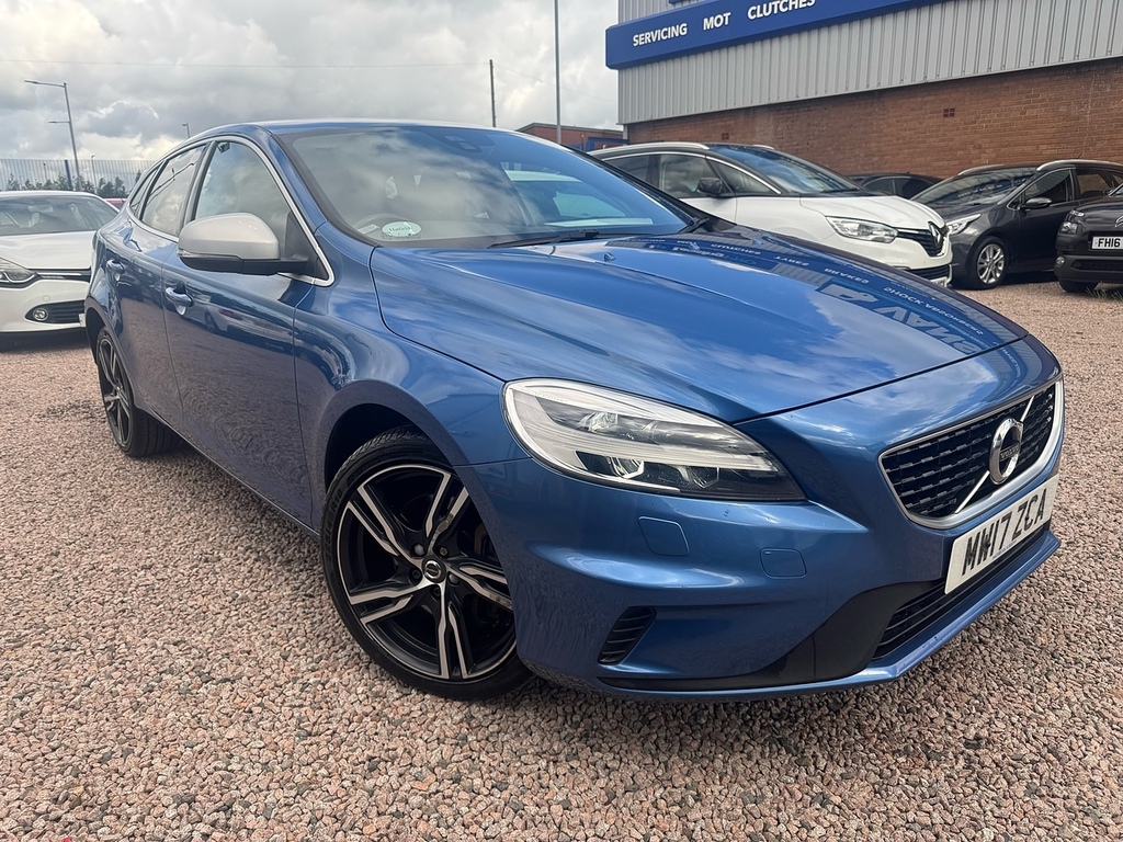 Volvo V40 D4 R-design Pro Blue #2