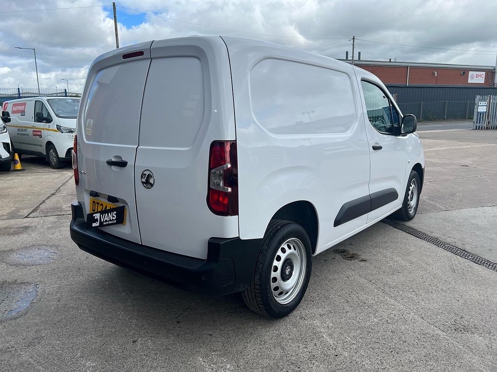 Vauxhall Combo Turbo D 2300 Prime DT24XAB White #2