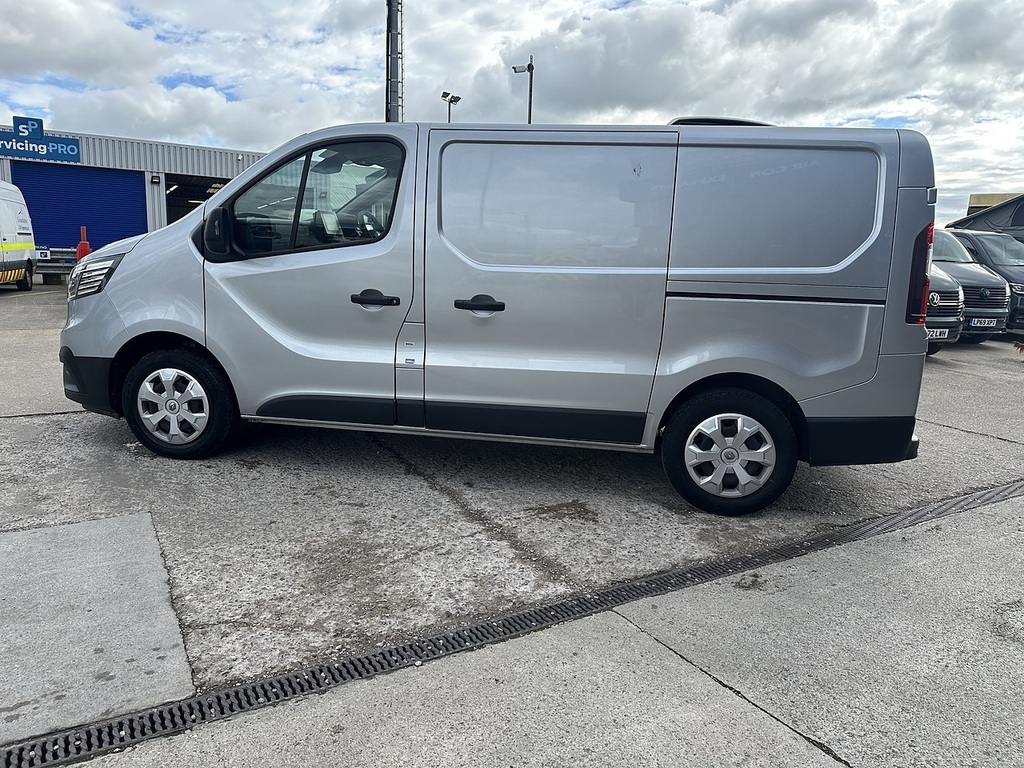 Renault Trafic Dci Blue Sl30 Business MT23GHZ Grey #6