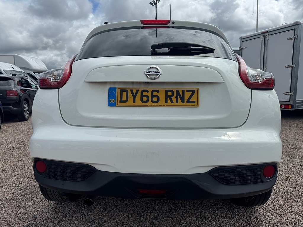 Nissan Juke Dig-t N-connecta White #5
