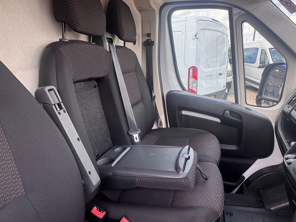 Vauxhall Movano 2.2 Turbo D 140Ps H2 Van Dynamic #10