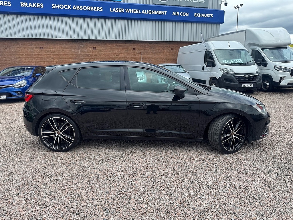 Seat Leon Tsi Cupra 290 Black #4