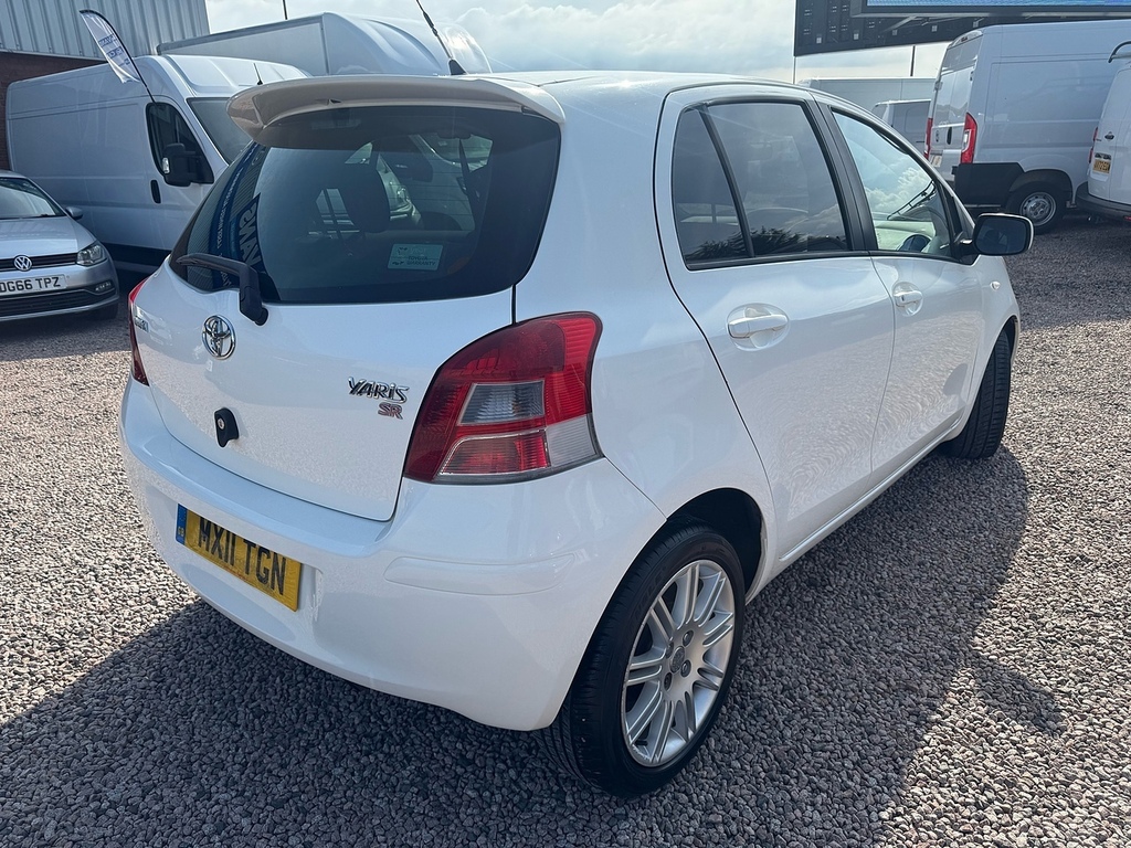 Toyota Yaris  Blue #8