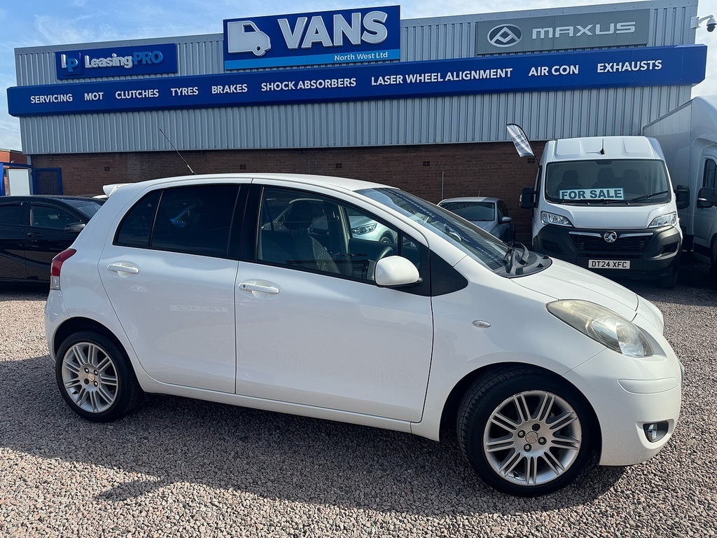 Toyota Yaris Dual Vvt-i Sr White #4