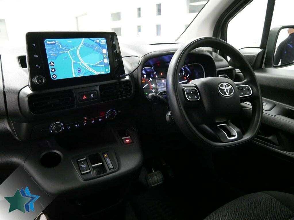 Toyota Proace City 1.5L Bluehdi Design Short Panel Van Aut White #2