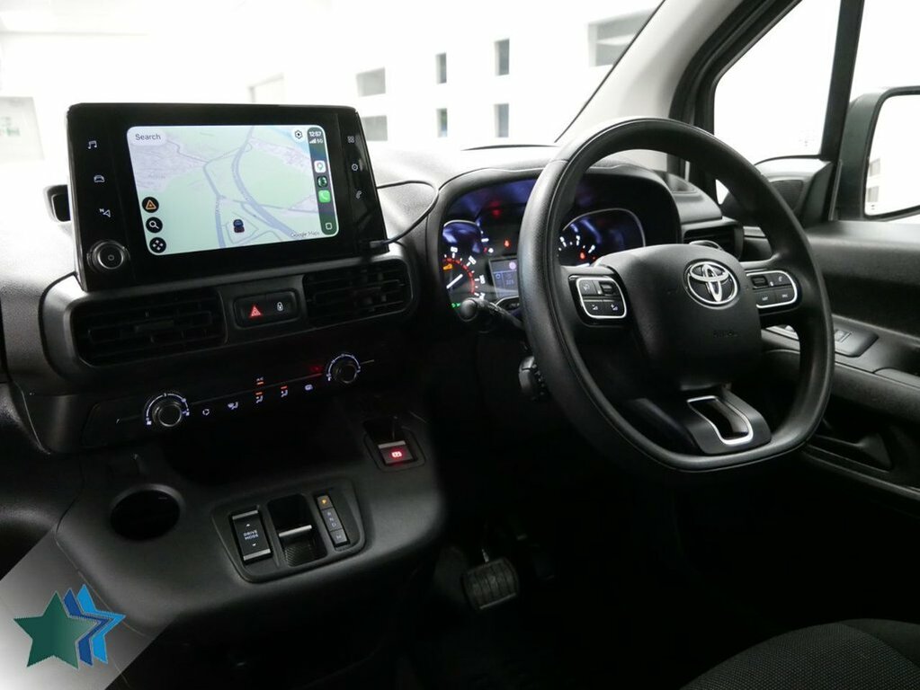 Toyota Proace City 1.5L Bluehdi Design Short Panel Van Aut White #4