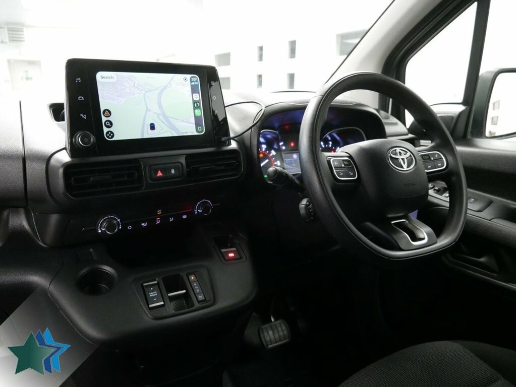 Toyota Proace City 1.5L Bluehdi Design Short Panel Van Aut White #4