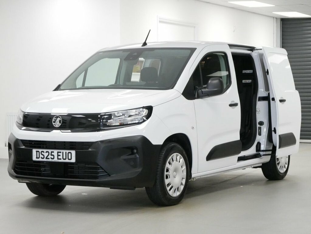 Vauxhall Combo 1.5L Turbo D 2300 Prime Xl Crew Van Double Cab 6Dr White