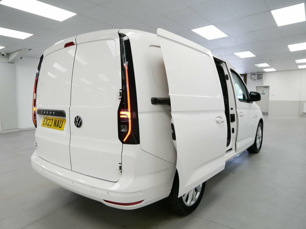 Volkswagen Caddy Maxi 2.0 Tdi 122Ps Commerce Pro Van Dsg Grey #27
