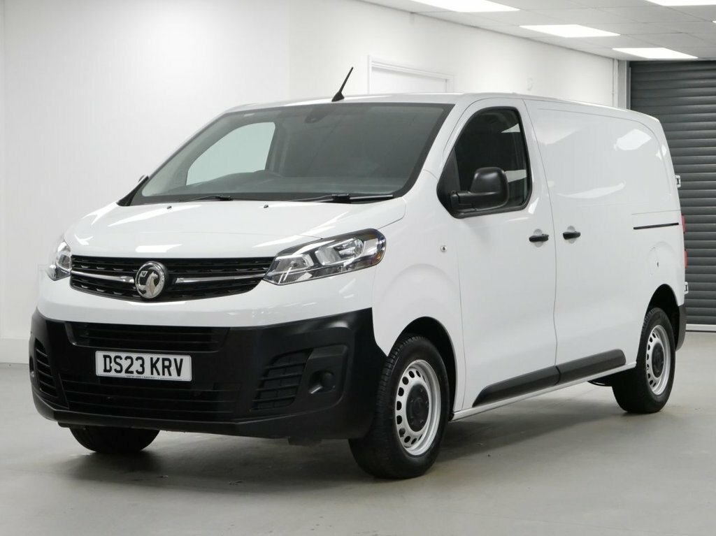 Vauxhall Vivaro 1.5L Turbo D 2900 Prime Panel Van 6Dr Manua White