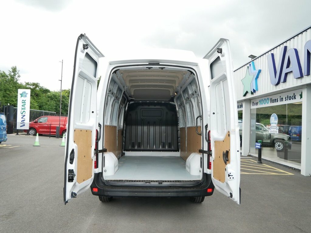 Vauxhall Movano 2.3L Cdti 3500 Biturbo Edition Panel Van Diese White #2