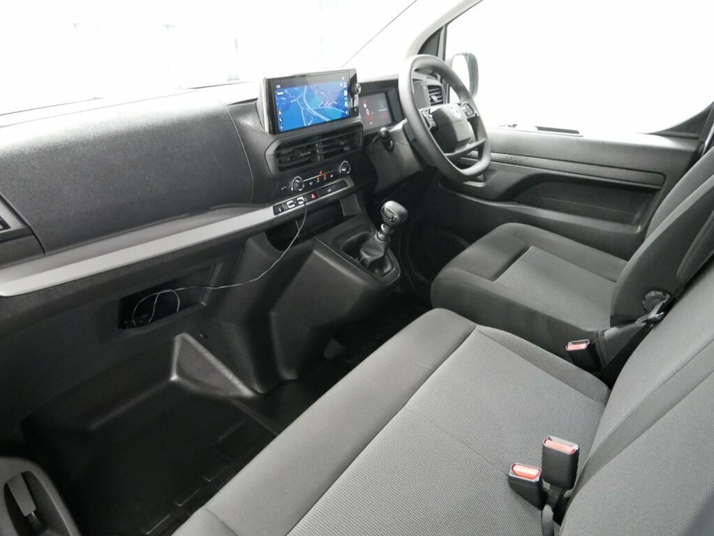 Vauxhall Vivaro 3100 100Kw Prime 50Kwh H1 Van White #20