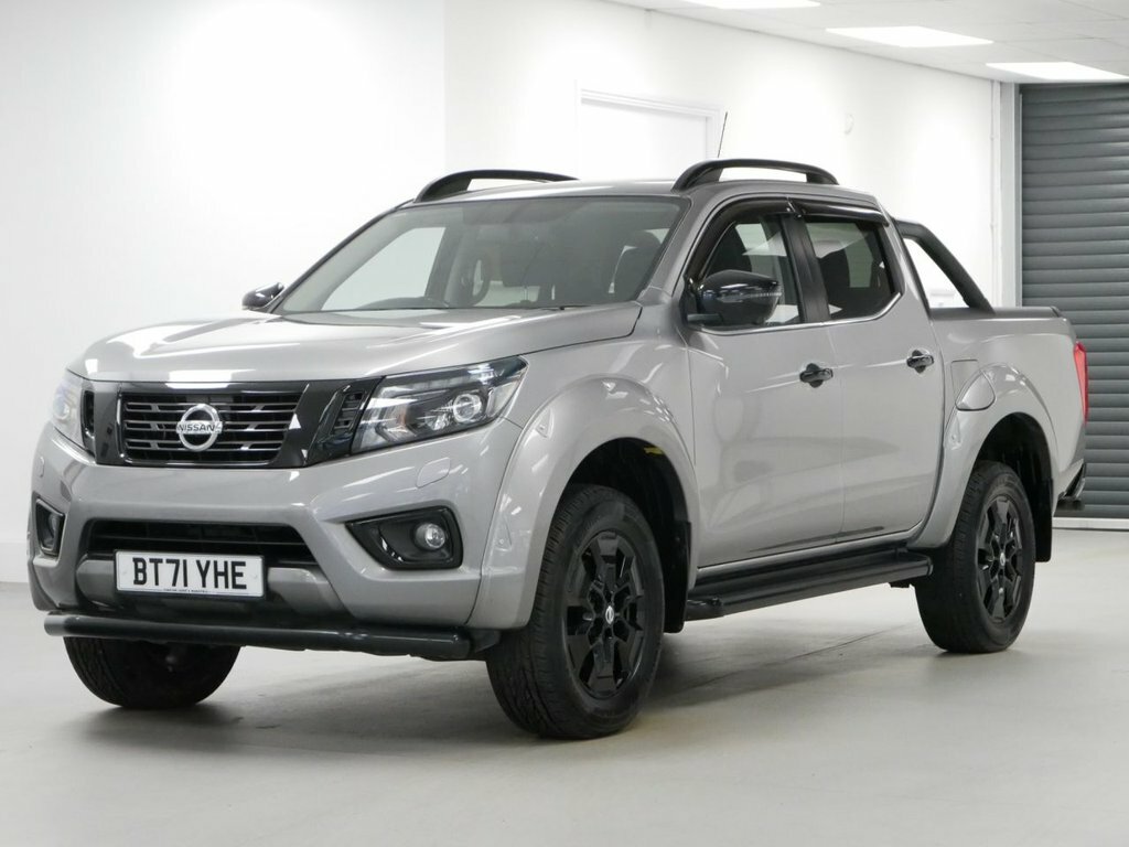 Nissan Navara 2.3 Dci N-guard Pickup 4Wd Euro 6 Black #1
