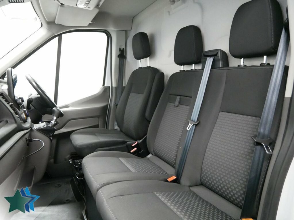 Ford Transit Custom 2L 2.0 290 Ecoblue Trend Panel Van Manu HV71NZU White #4