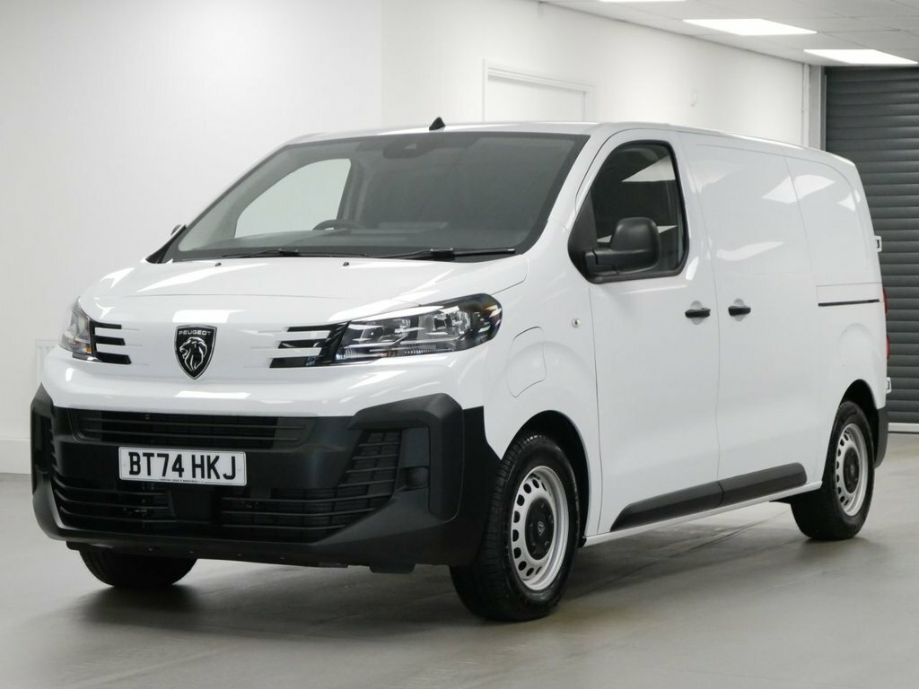 Peugeot E-Expert Mpv White