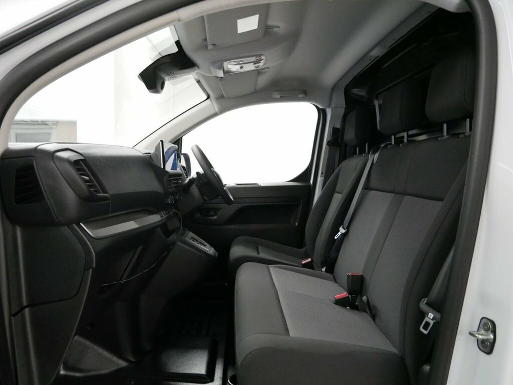 Peugeot E-Expert E 1000 50Kwh Professional Compact Panel Van 6Dr El  #28