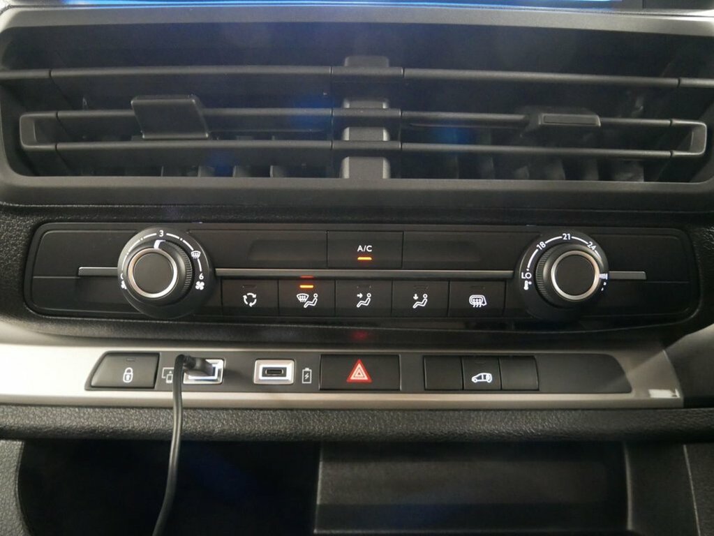 Peugeot E-Expert E 1000 50Kwh Professional Compact Panel Van 6Dr El  #22