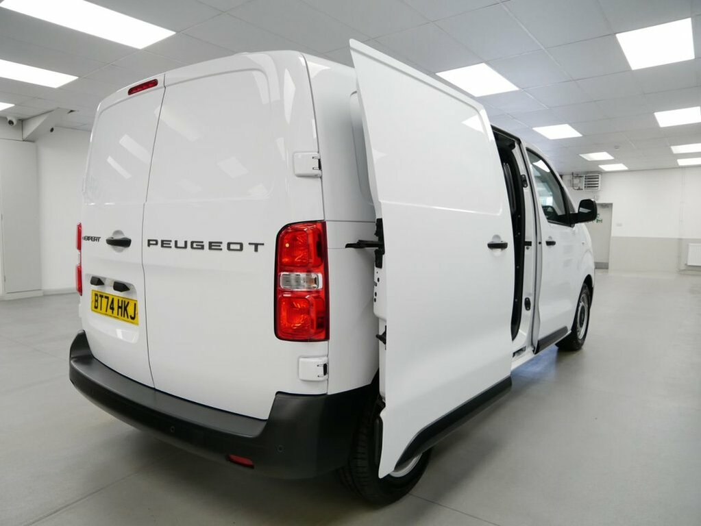 Peugeot E-Expert E 1000 50Kwh Professional Compact Panel Van 6Dr El  #15
