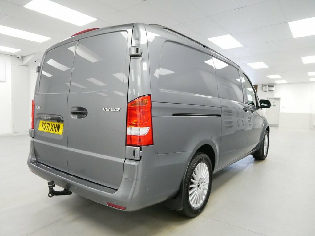 Mercedes-Benz Vito 119 Cdi Sport Black #11