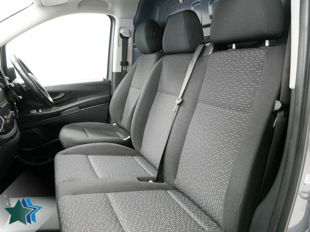 Mercedes-Benz Vito 119 Cdi Sport Black #4