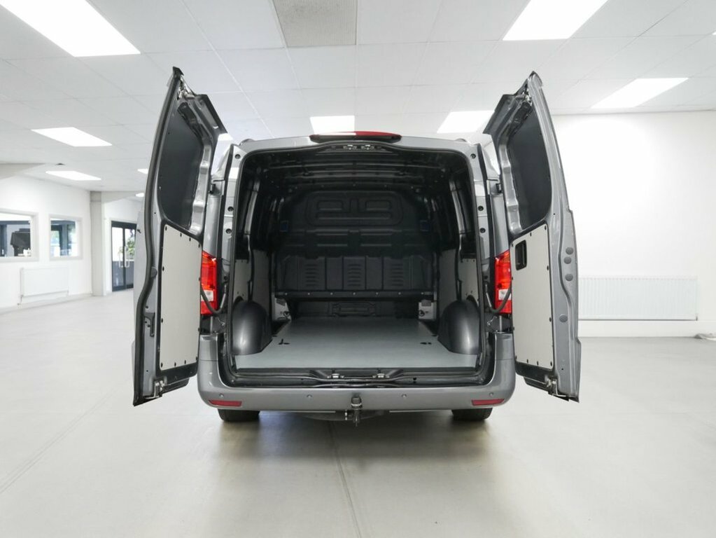Mercedes-Benz Vito 119 Cdi Sport Black #12
