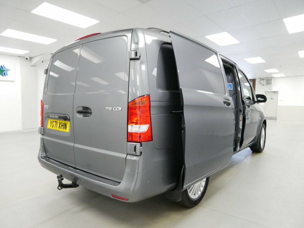 Mercedes-Benz Vito 119 Cdi Sport Black #26