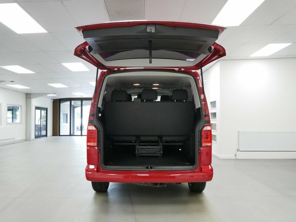 Volkswagen Transporter Shuttle 2L T3tdi Shuttle S Bmt Green #3