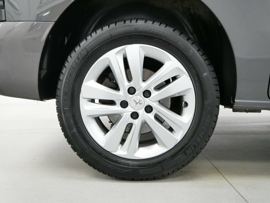Peugeot Expert Expert Professional Medium Red #24