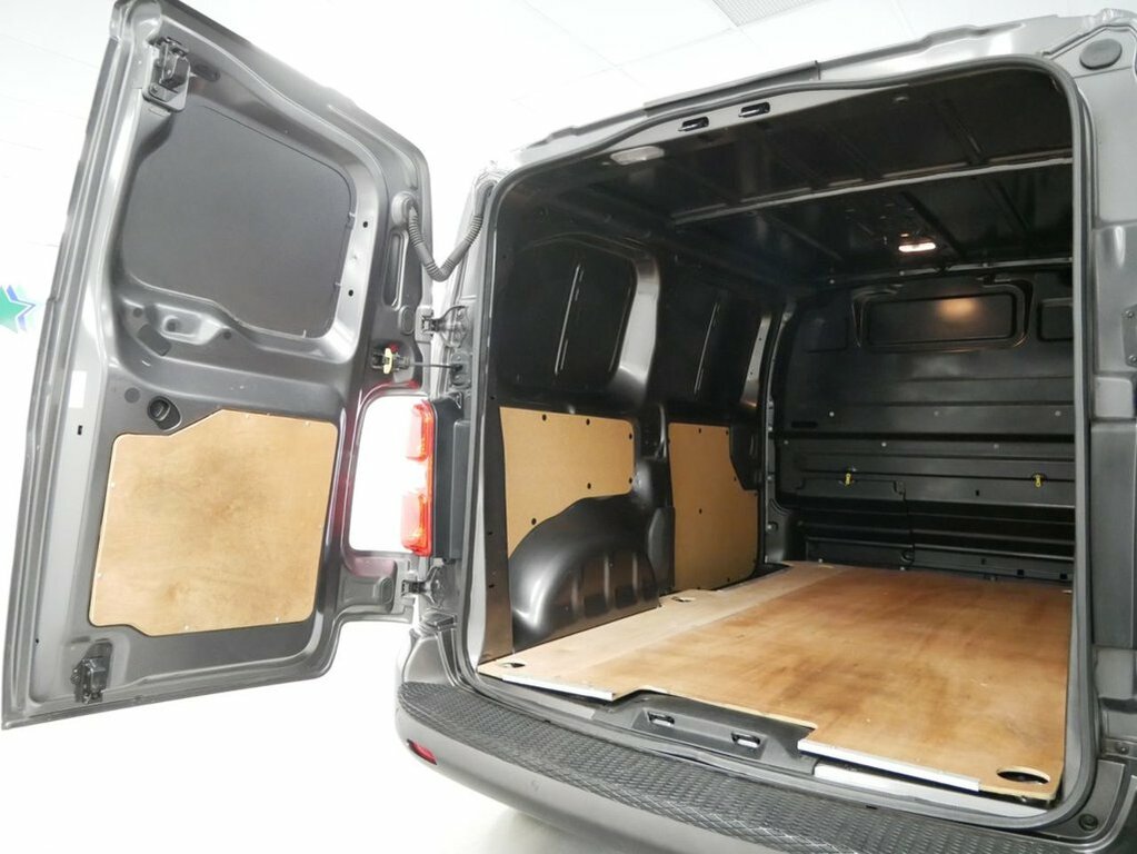Peugeot Expert Expert Professional Medium Red #26