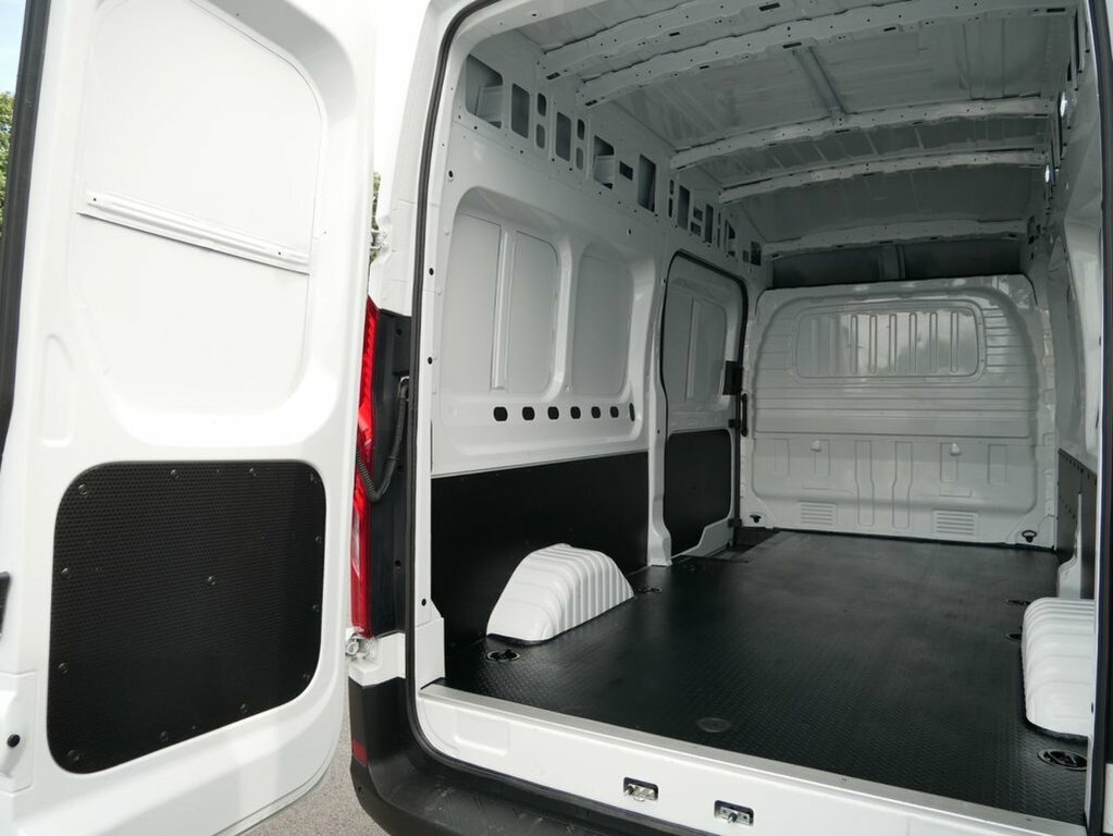 Maxus Deliver 9 2.0 D20 Panel Van Rwd L3 H3 Euro White #26