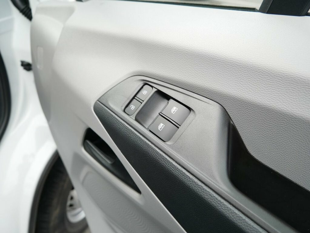 Maxus Deliver 9 2.0 D20 Panel Van Rwd L3 H3 Euro White #28