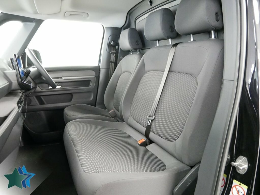 Volkswagen ID.Buzz Pro 77Kwh 1St Edition White #3