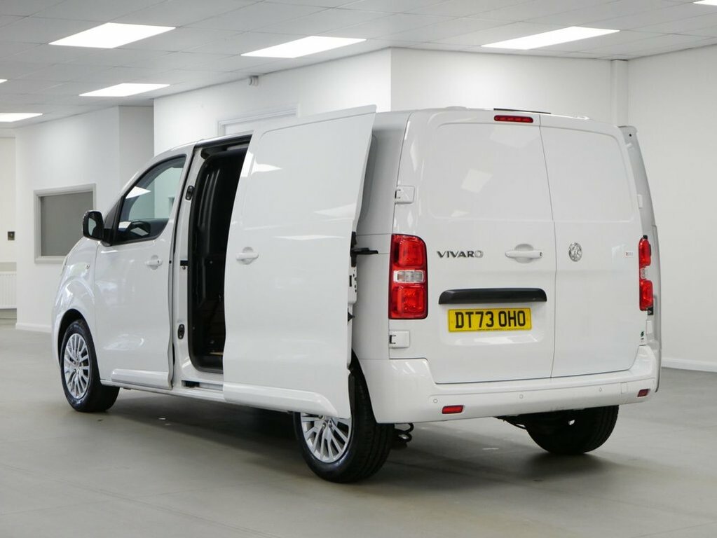 Vauxhall Vivaro 1.5 Turbo D 120 Prime H1 Van White #27