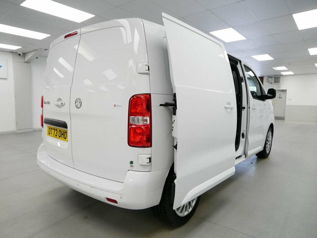 Vauxhall Vivaro 1.5 Turbo D 120 Prime H1 Van White #28