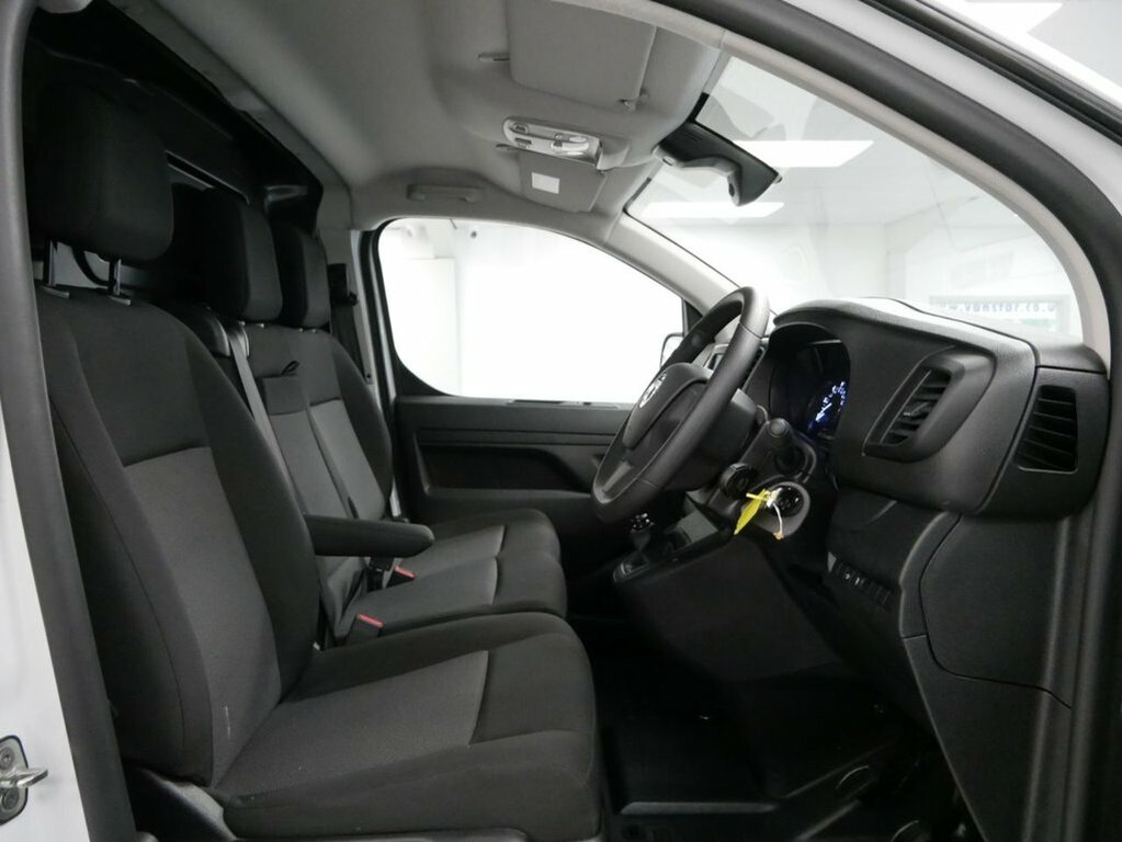 Vauxhall Vivaro 1.5 Turbo D 120 Prime H1 Van White #15