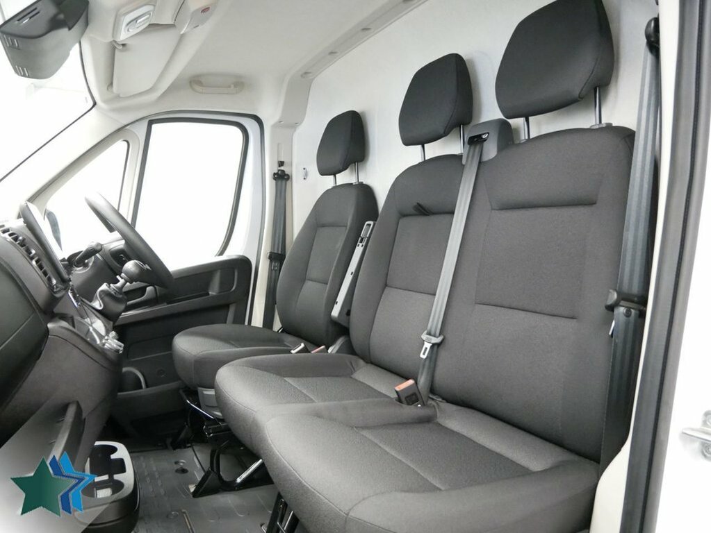 Citroen Relay 2.2L Bluehdi 35 Enterprise Panel Van Ma LJ25JWS White #4