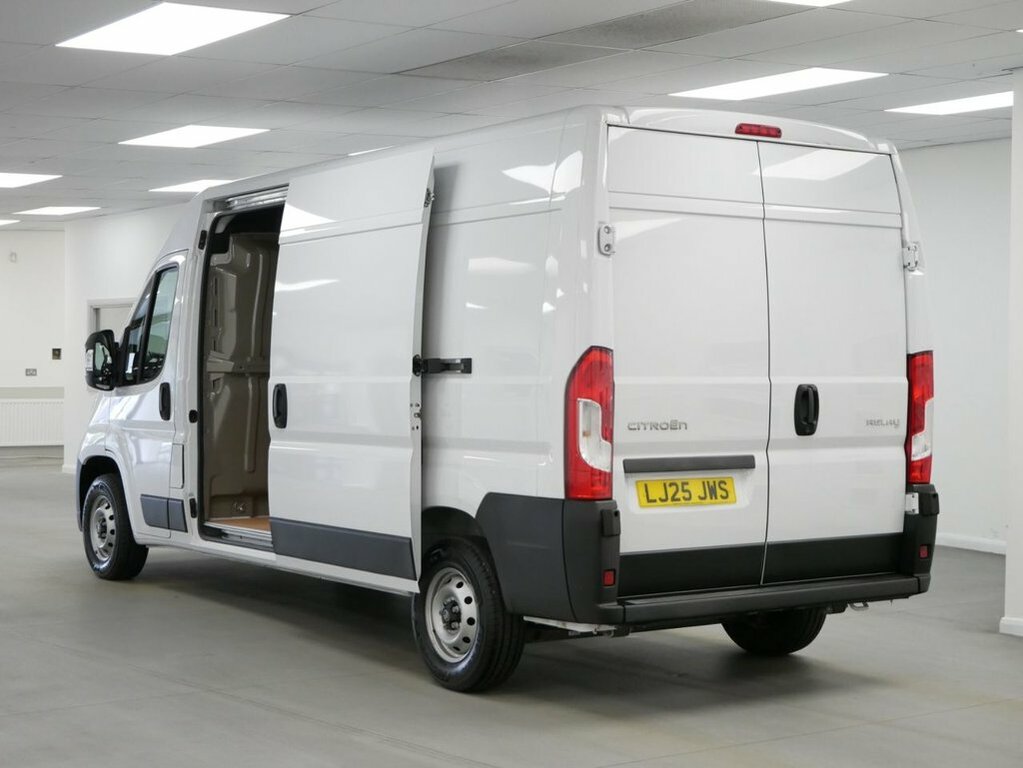 Citroen Relay 2.2L Enterprise White #25