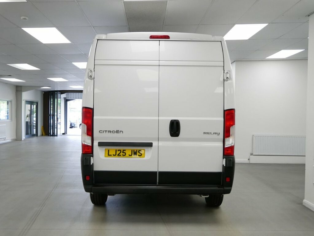 Citroen Relay 2.2L Enterprise White #10