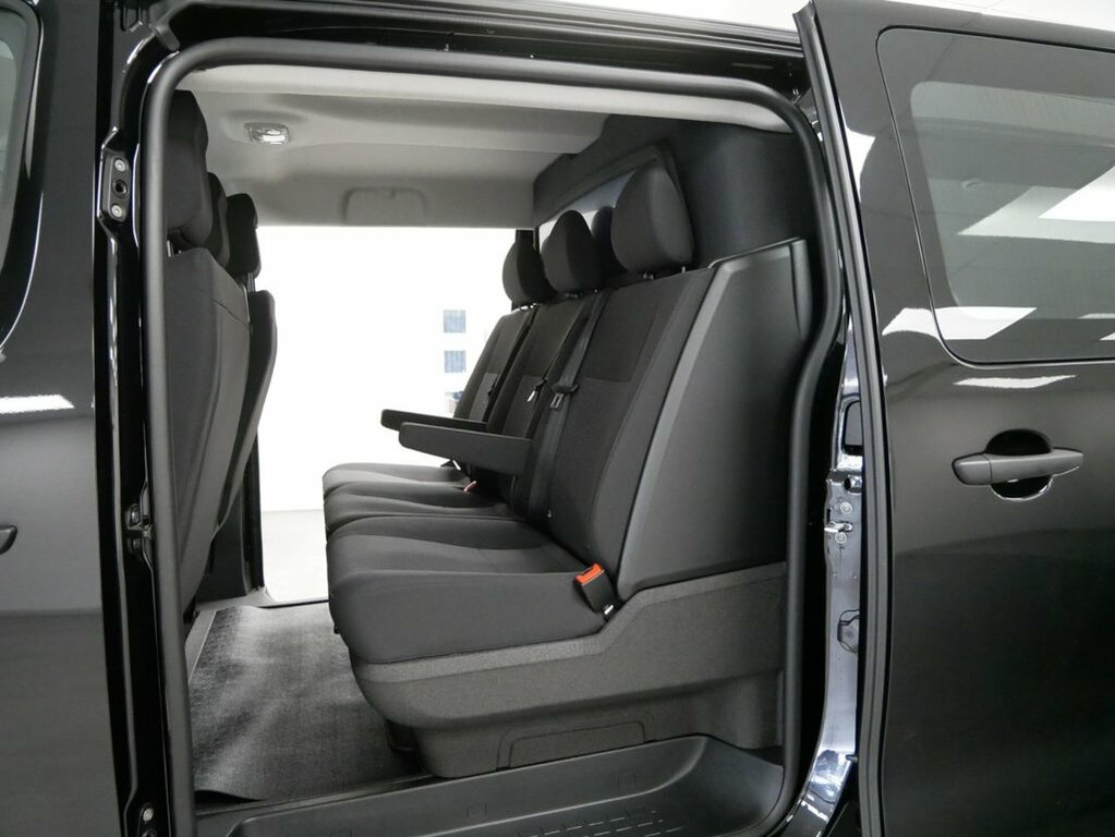 Citroen Dispatch Combi Black #4
