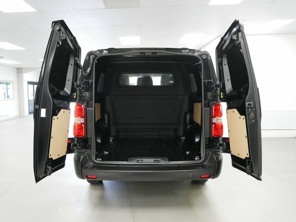 Citroen Dispatch Combi Black #5