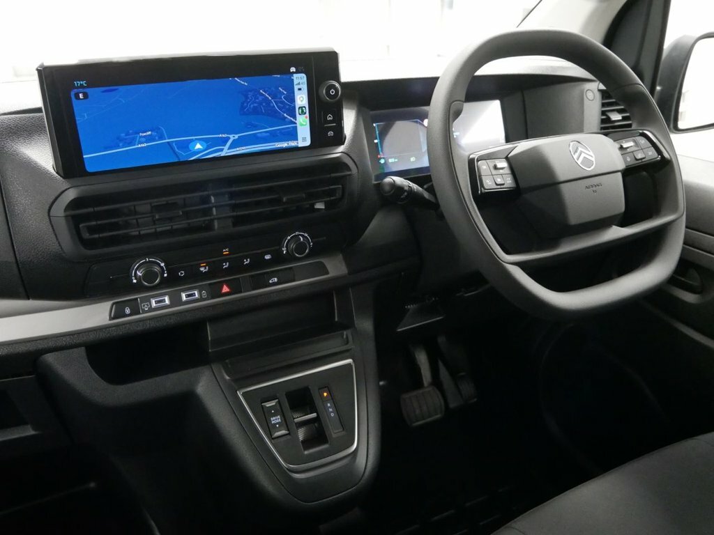 Citroen Dispatch Mpv Black #2
