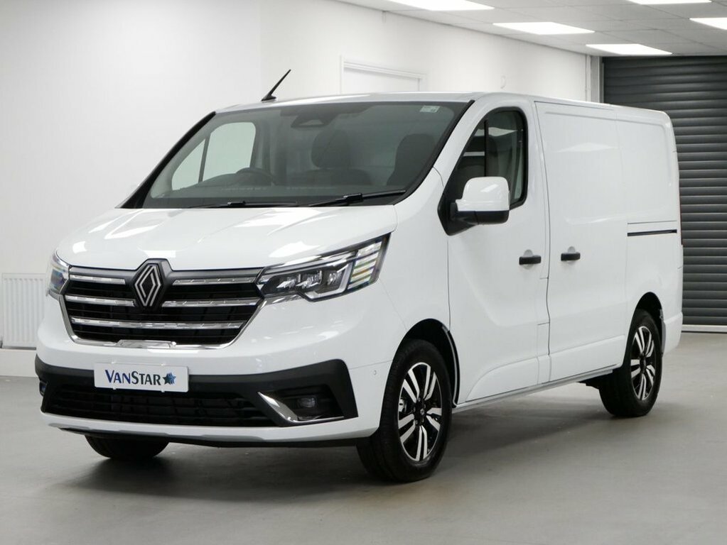 Renault Trafic Mpv White