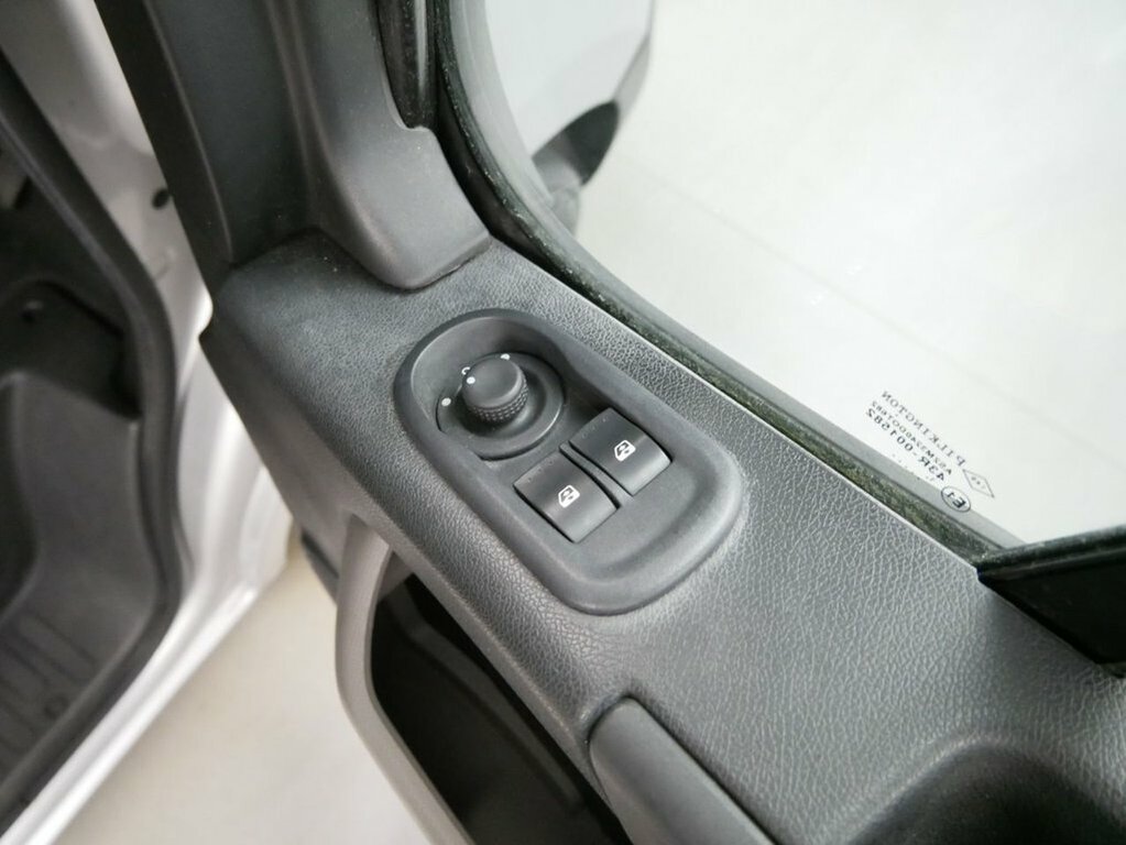 Renault Master 125.35 L3h2 Pv White #27