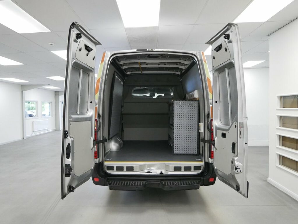 Renault Master 2.3L Dci 35 Crew Van Double Cab 6Dr Grey #3