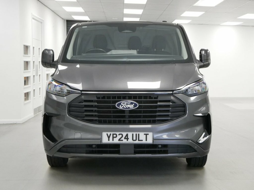 Ford Transit Custom 300 Lwb 2.0 Tdci Limited 136Ps White #8