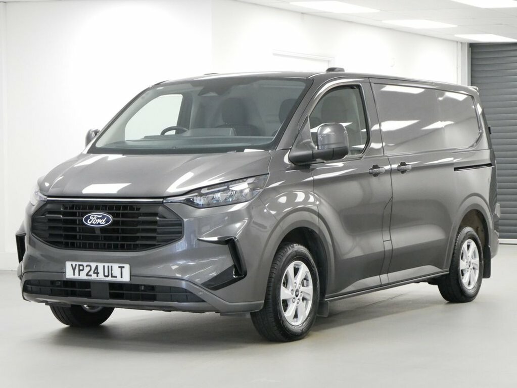 Ford Transit Custom 300 Lwb 2.0 Tdci Limited 136Ps White #1