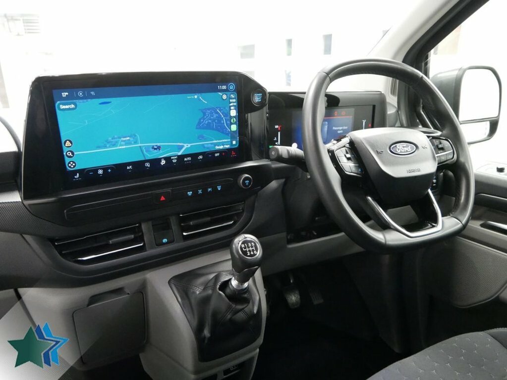 Ford Transit Custom 300 Lwb 2.0 Tdci Limited 136Ps White #2