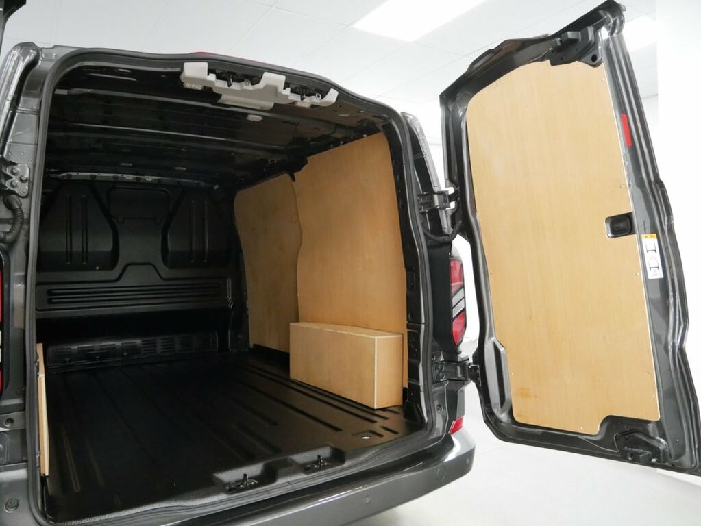 Ford Transit Custom 300 Lwb 2.0 Tdci Limited 136Ps White #20