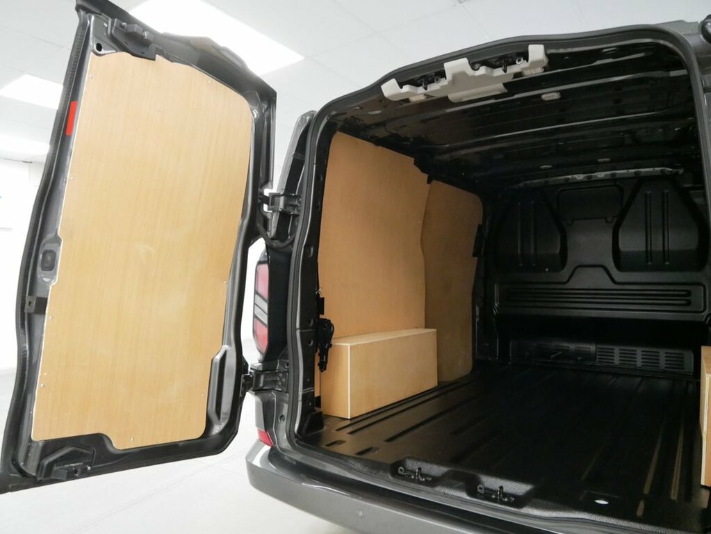 Ford Transit Custom 300 Lwb 2.0 Tdci Limited 136Ps White #18